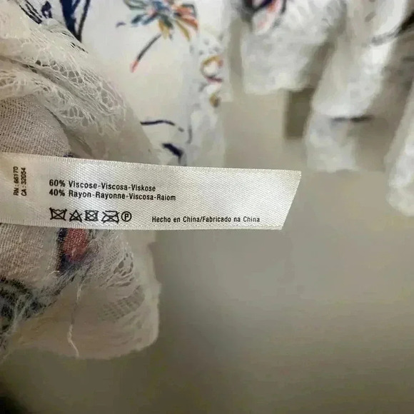 Free People Bell Flower Double-V Tunic Size Medium - Picture 4 of 11